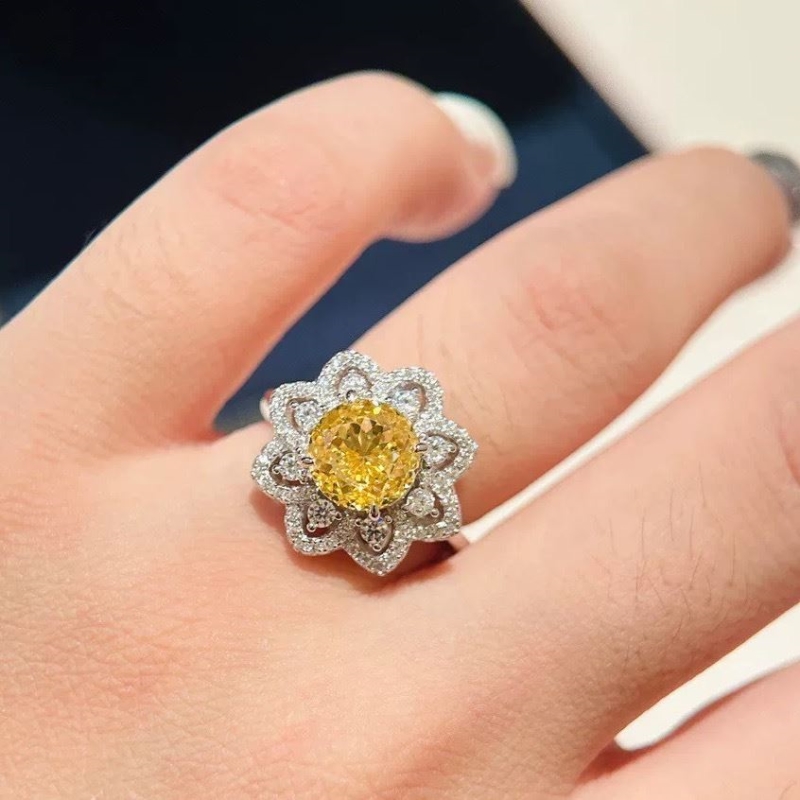 HARRY WINSTON